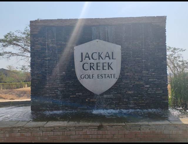 2 BEDROOM APARTMENT FOR SALE IN RANDBURG CENTRAL